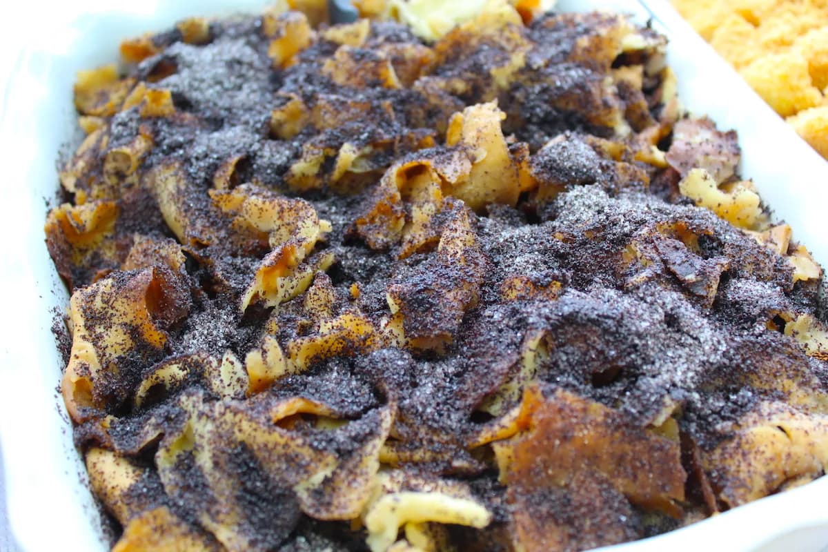 Lokše s makem — Foto: Josipa Glavurdić