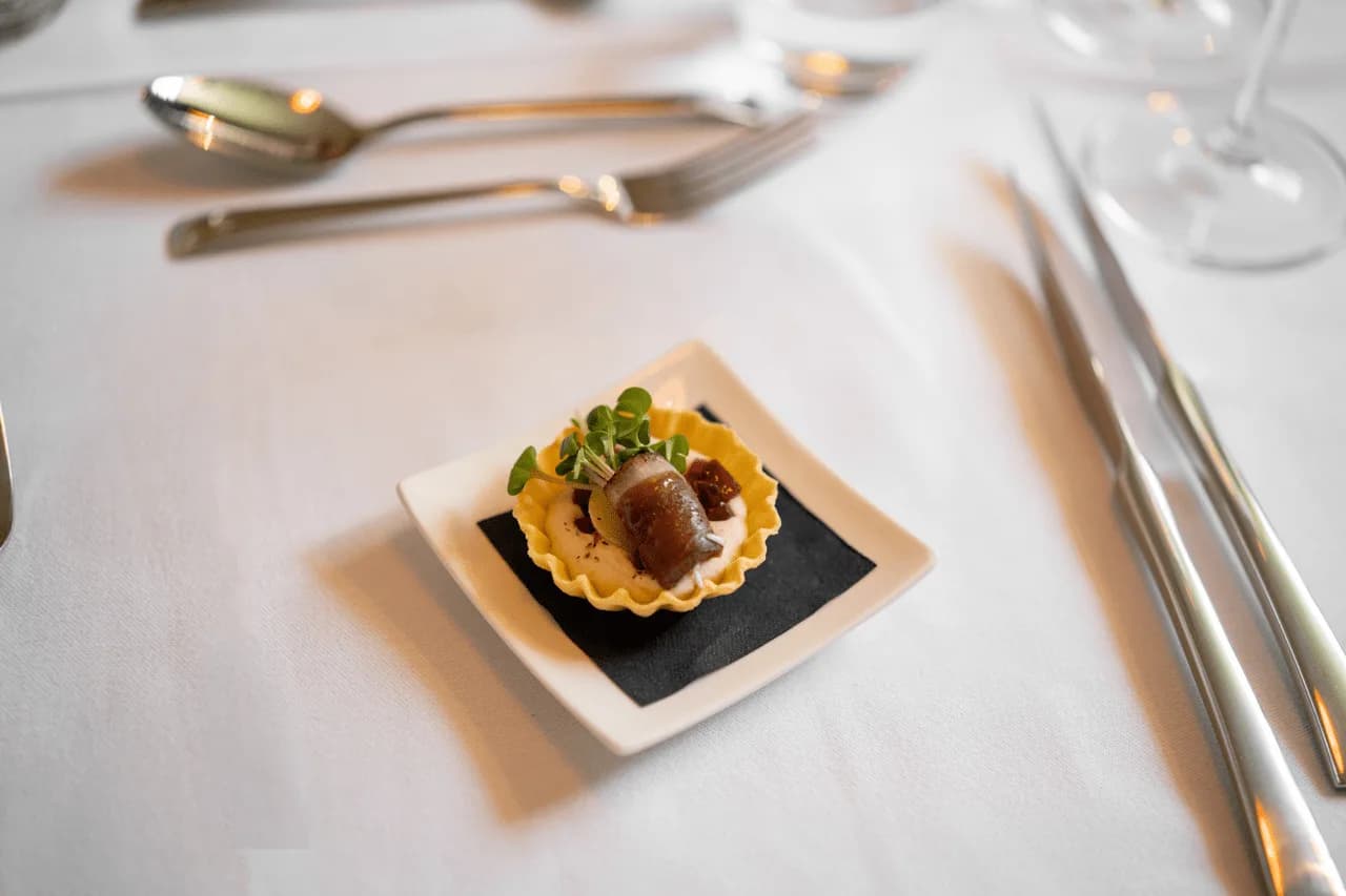 Amuse-bouche; **Foto: Marko Ivaniš